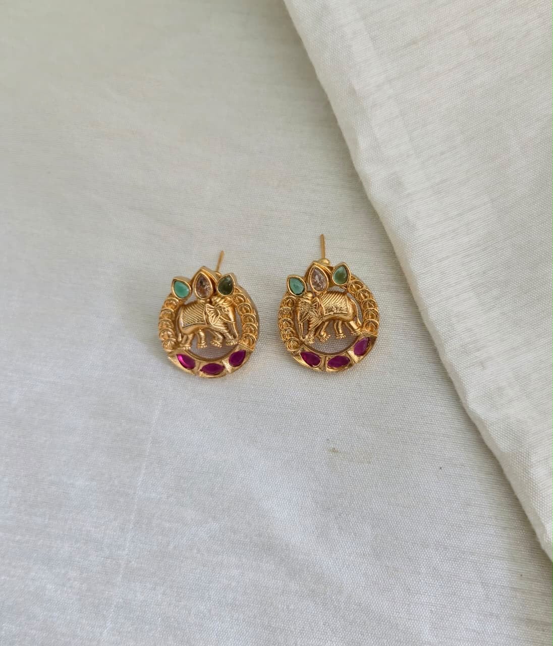 GAJA VAIBHAV STUD EARRINGS - image 3