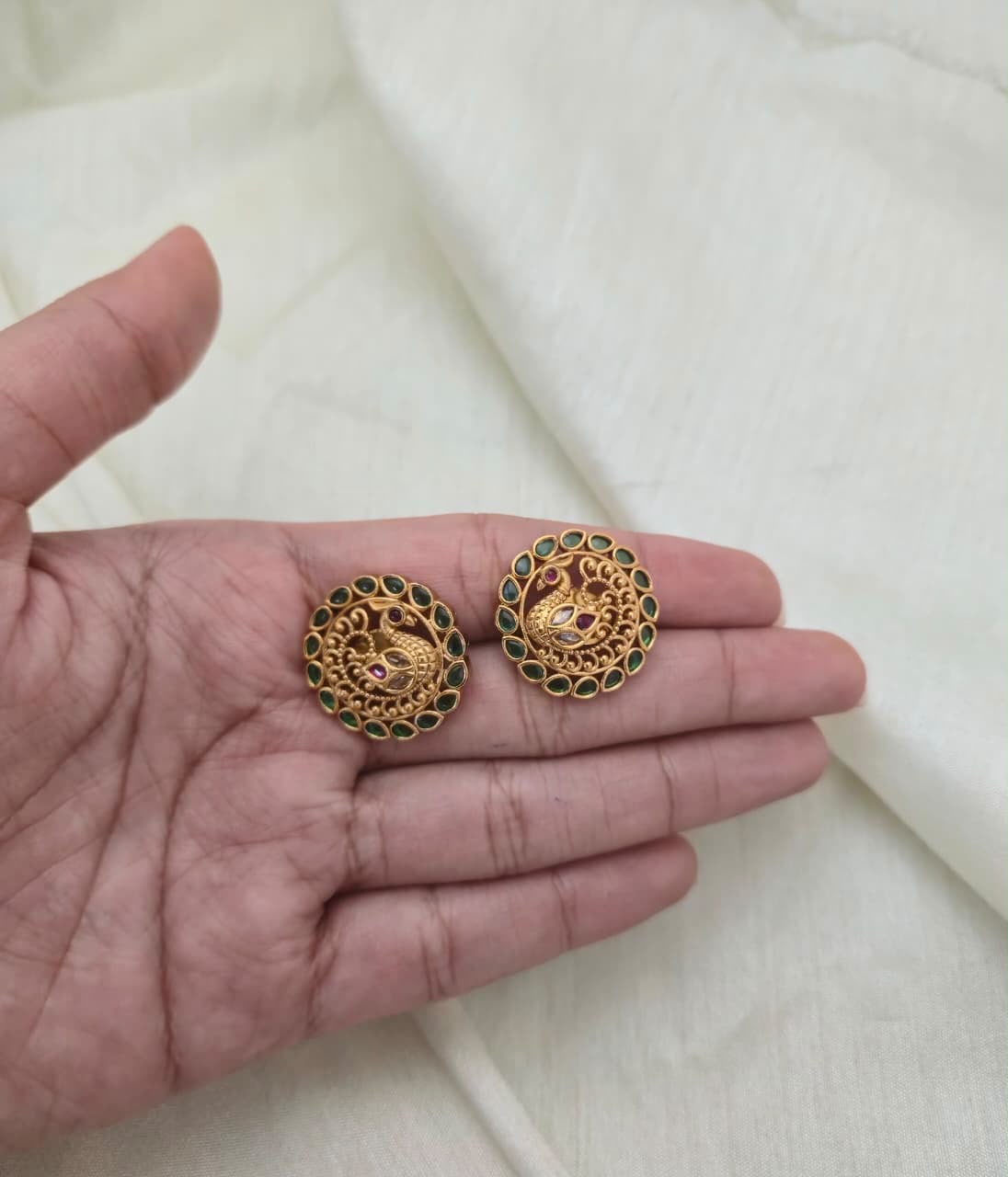 HARINI TEMPLE STUDS - image 5